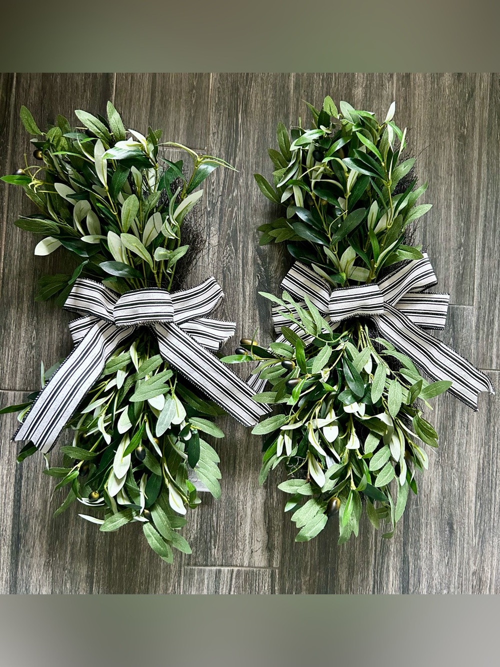 Green Faux Olive Swag Pair Bows farmhouse rustic greenery decor